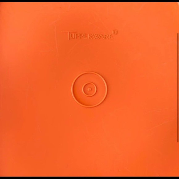 Vintage Green and Orange Tupperware Containers - Picture 2 of 9